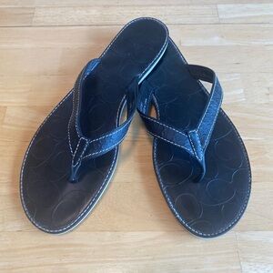 Coach Debbie Black Signature Leather Flip Flops Sandals Size 10